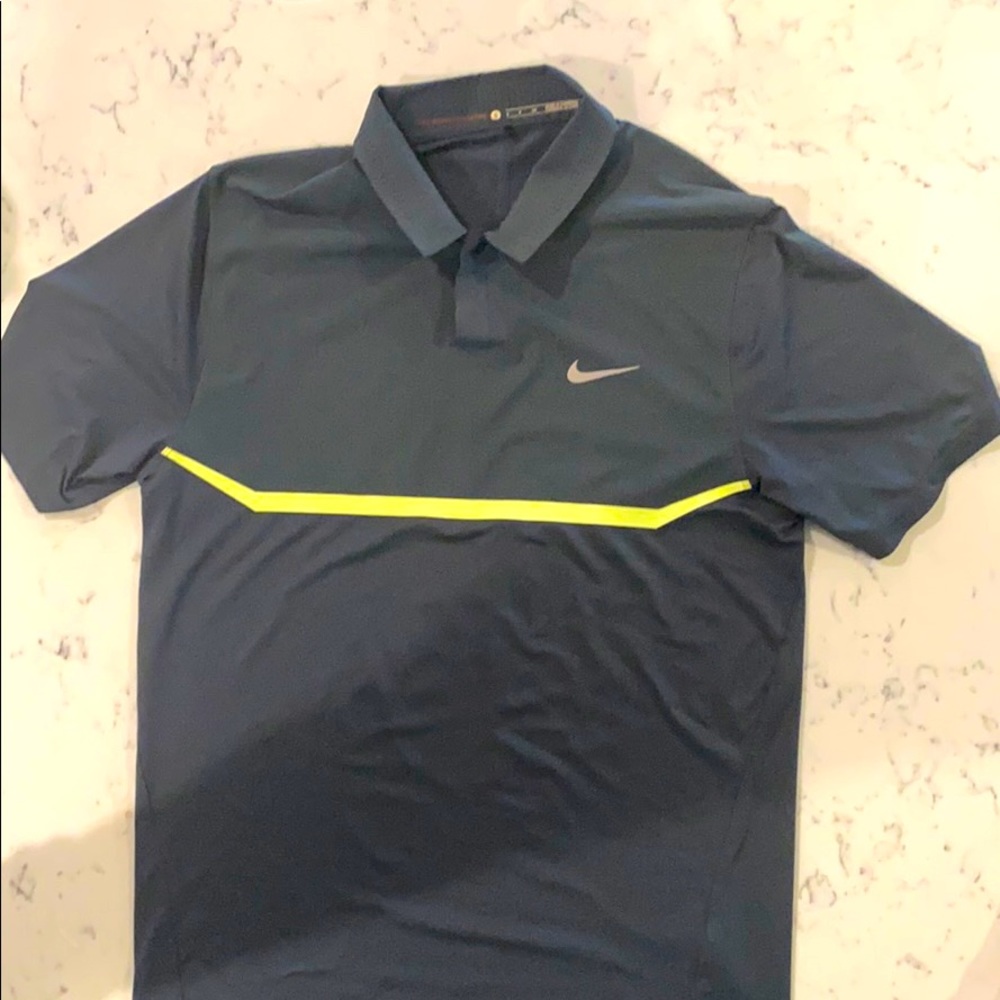 Tiger woods collection Nike golf shirt
